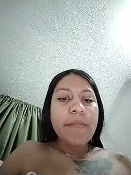 Snapshot of Tiphanydirty3 chatting on 7, 6, 2026 Tiphanydirty3 online show from 7, 6, 2026