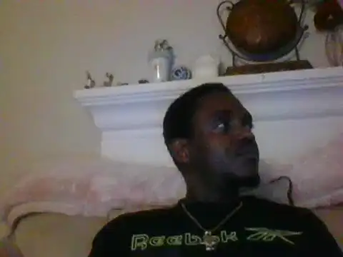 Snapshot of Hugedick0071 chatting on 17, 12, 2024 Hugedick0071 online show from 17, 12, 2024