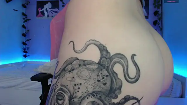 Scarlettsrorm online show from 9, 3, 2025