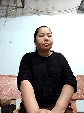 Snapshot of Queen_18200 chatting on 22, 12, 2025 Queen 18200 online show from 22, 12, 2025