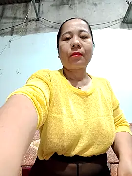 Snapshot of Queen_18200 chatting on 6, 2, 2026 Queen 18200 online show from 6, 2, 2026