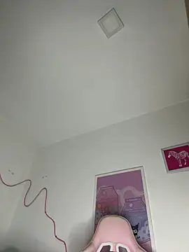 Tsuki-moon online show from 8, 3, 2025