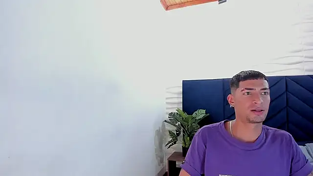 Snapshot of DrakeNeumann chatting on 22, 2, 2025 DrakeNeumann online show from 22, 2, 2025