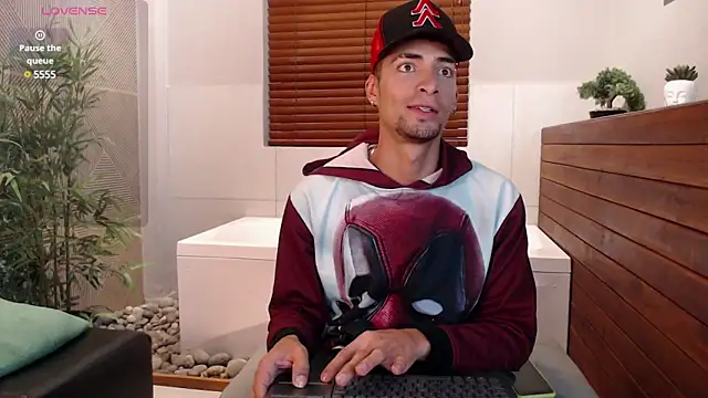 Snapshot of DrakeNeumann chatting on 18, 3, 2025 DrakeNeumann online show from 18, 3, 2025