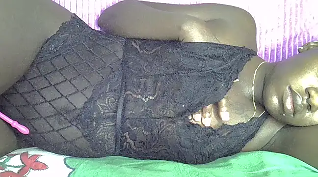 Snapshot of sexybree_ chatting on 21, 2, 2025 sexybree  online show from 21, 2, 2025