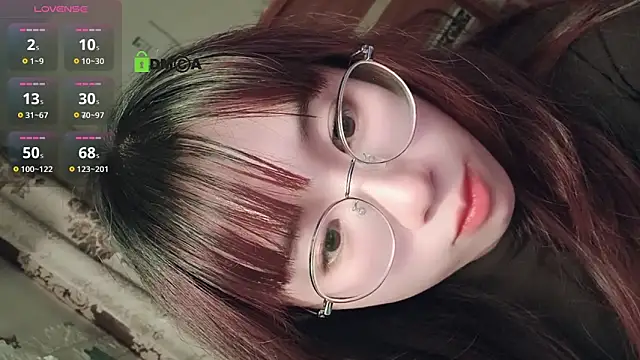 Snapshot of Lili_666 chatting on 30, 12, 2024 Lili 666 online show from 30, 12, 2024
