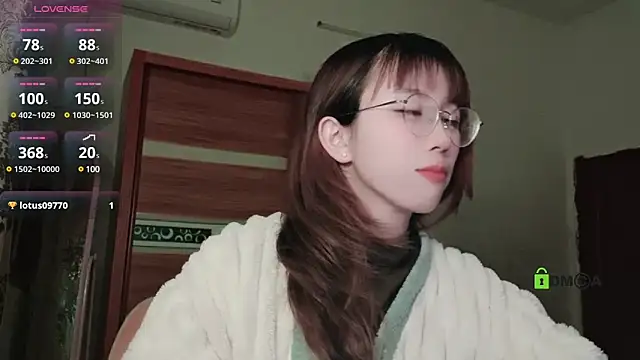 Snapshot of Lili_666 chatting on 8, 1, 2025 Lili 666 online show from 8, 1, 2025