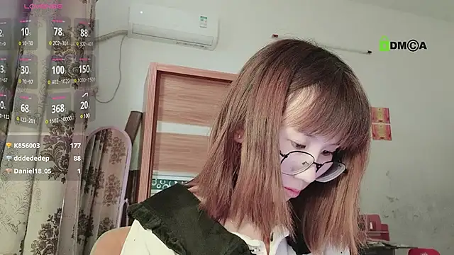 Snapshot of Lili_666 chatting on 27, 2, 2025 Lili 666 online show from 27, 2, 2025