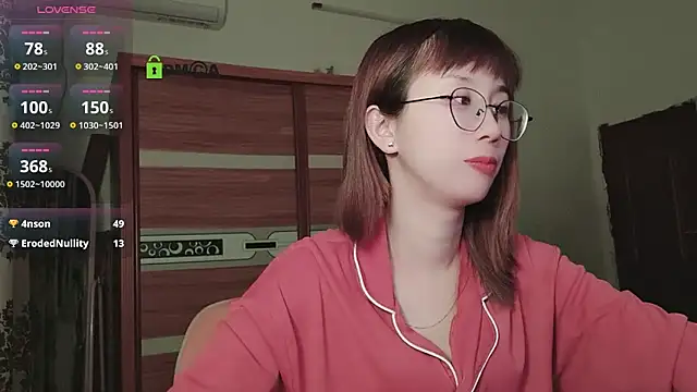 Snapshot of Lili_666 chatting on 13, 3, 2025 Lili 666 online show from 13, 3, 2025