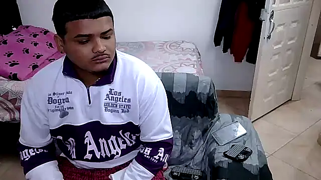 Boycuriousxxx online show from 6, 2, 2026