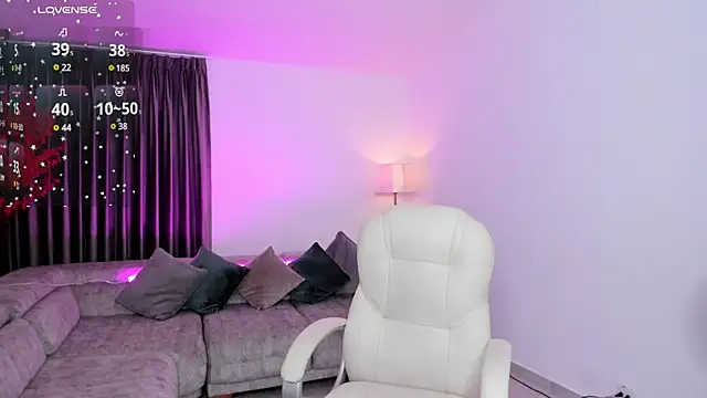 karlaa james online show from 18, 1, 2025