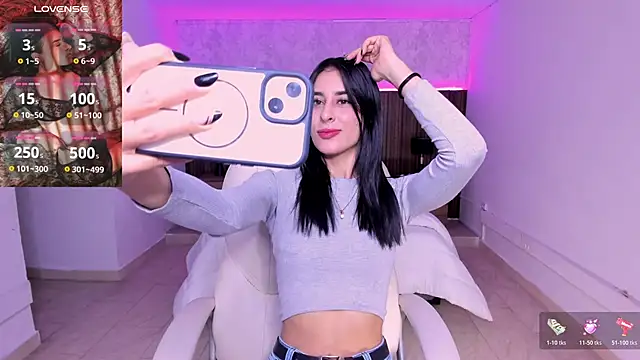 Snapshot of karlaa_james chatting on 6, 3, 2026 karlaa james online show from 6, 3, 2026