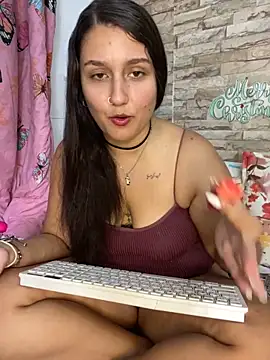Snapshot of saray_gomez22 chatting on 18, 12, 2024 saray gomez22 online show from 18, 12, 2024