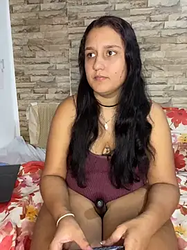 Snapshot of saray_gomez22 chatting on 4, 1, 2025 saray gomez22 online show from 4, 1, 2025