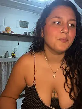 Snapshot of saray_gomez22 chatting on 29, 1, 2025 saray gomez22 online show from 29, 1, 2025