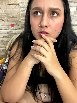 Snapshot of saray_gomez22 chatting on 23, 2, 2025 saray gomez22 online show from 23, 2, 2025