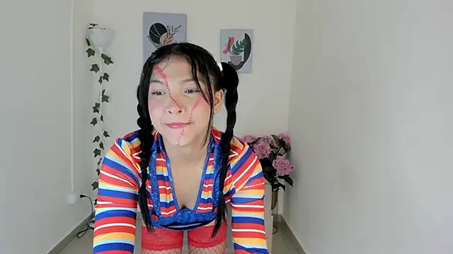 Charlothe capell online show from 18, 10, 2025