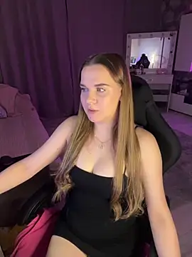 Snapshot of Lexi_noah chatting on 5, 10, 2025 Lexi noah online show from 5, 10, 2025