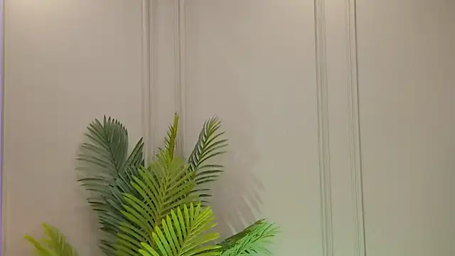 Snapshot of TrishaWinslet chatting on 16, 9, 2025 TrishaWinslet online show from 16, 9, 2025