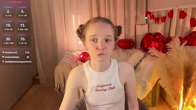 Snapshot of _Rose_Charming_ chatting on 14, 2, 2025 Rose Charming online show from 14, 2, 2025