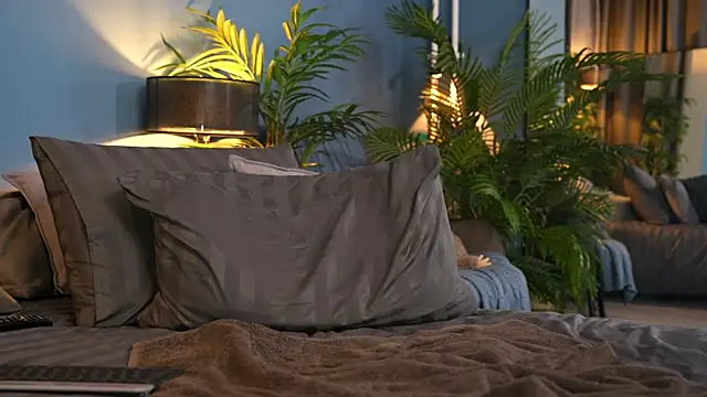 Snapshot of _keeti_ chatting on 23, 10, 2025 keeti online show from 23, 10, 2025