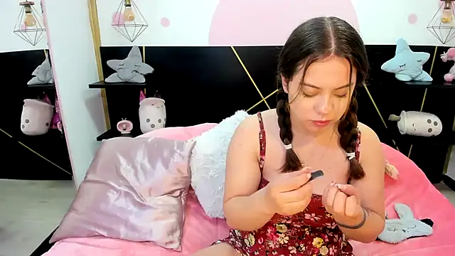 DanniAbbey online show from 28, 1, 2025