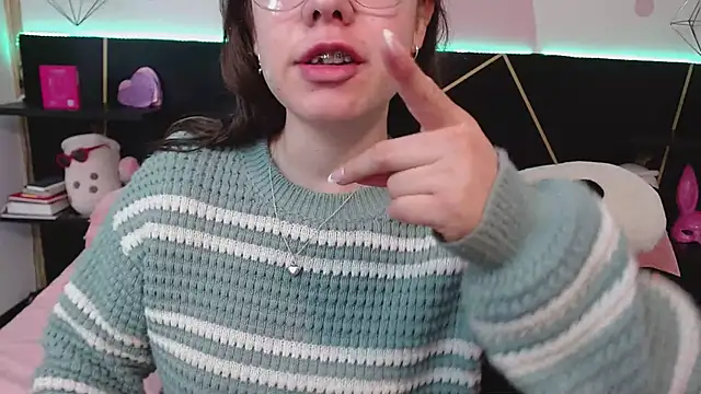 DanniAbbey online show from 9, 3, 2026