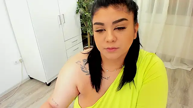 Snapshot of SpiceCarla chatting on 7, 1, 2025 SpiceCarla online show from 7, 1, 2025