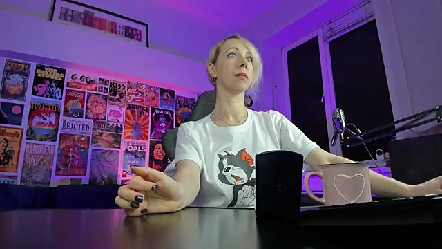 Snapshot of LylithSkye chatting on 9, 1, 2025 LylithSkye online show from 9, 1, 2025