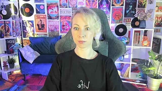 Snapshot of LylithSkye chatting on 18, 1, 2025 LylithSkye online show from 18, 1, 2025