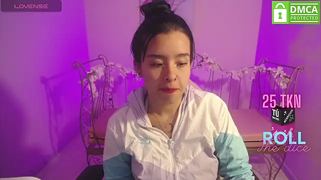 Mia Lopez  online show from 25, 2, 2025