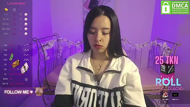 Mia Lopez  online show from 27, 2, 2025