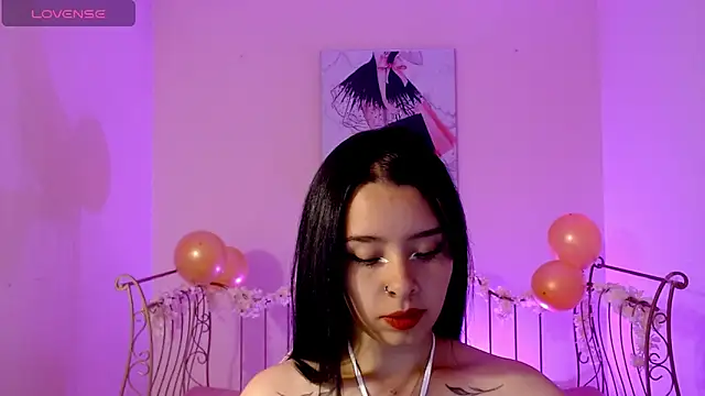 Mia Lopez  online show from 14, 3, 2025