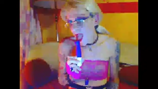 Snapshot of cuxladyboy chatting on 15, 7, 2026 cuxladyboy online show from 15, 7, 2026