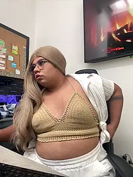 Snapshot of Tom_Silver__ chatting on 13, 9, 2025 Tom Silver online show from 13, 9, 2025