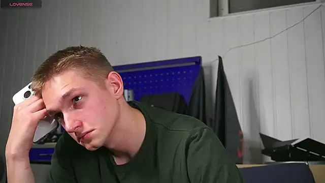 dustyn fox online show from 4, 11, 2025