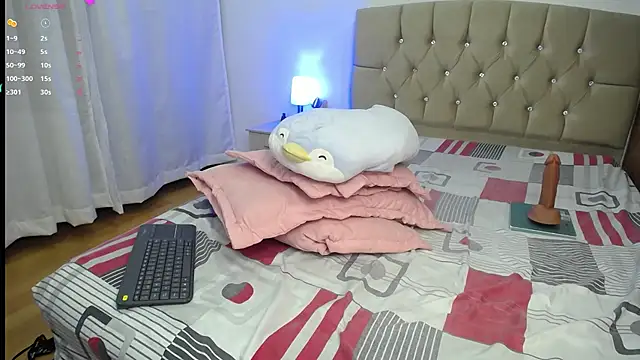 zoe alanaa online show from 24, 12, 2024