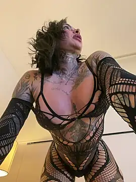 Iam Annii online show from 7, 6, 2026