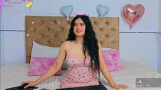 Snapshot of amy_cute41 chatting on 2, 5, 2026 amy cute41 online show from 2, 5, 2026