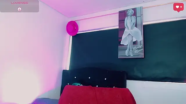 Kendall hornyy online show from 16, 6, 2026