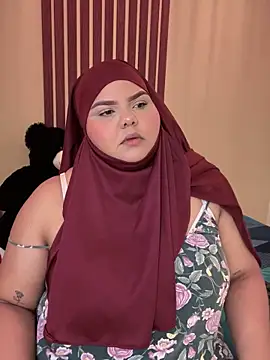 Snapshot of _Shara_Handal_ chatting on 21, 9, 2025 Shara Handal online show from 21, 9, 2025