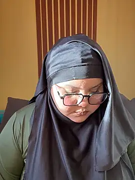 Snapshot of _Shara_Handal_ chatting on 27, 10, 2025 Shara Handal online show from 27, 10, 2025