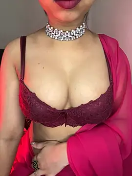 Snapshot of Hot-sexy222 chatting on 7, 4, 2026 Hot-sexy222 online show from 7, 4, 2026