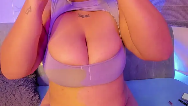 Snapshot of dayan_silva_ chatting on 19, 3, 2026 dayan silva online show from 19, 3, 2026