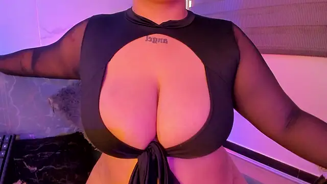 dayan silva  online show from 24, 4, 2026