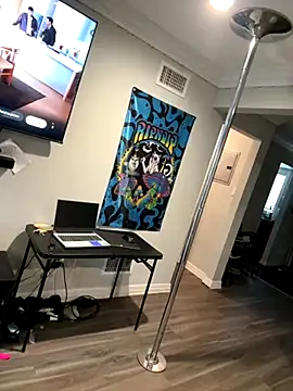 Snapshot of ThicBunz chatting on 3, 11, 2025 ThicBunz online show from 3, 11, 2025