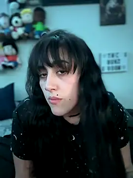 Snapshot of ThicBunz chatting on 9, 11, 2025 ThicBunz online show from 9, 11, 2025