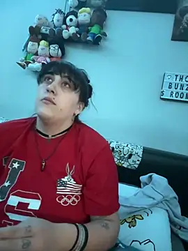 Snapshot of ThicBunz chatting on 30, 11, 2025 ThicBunz online show from 30, 11, 2025