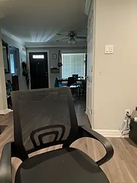 Snapshot of ThicBunz chatting on 3, 12, 2025 ThicBunz online show from 3, 12, 2025