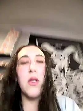 Snapshot of ThicBunz chatting on 5, 1, 2026 ThicBunz online show from 5, 1, 2026